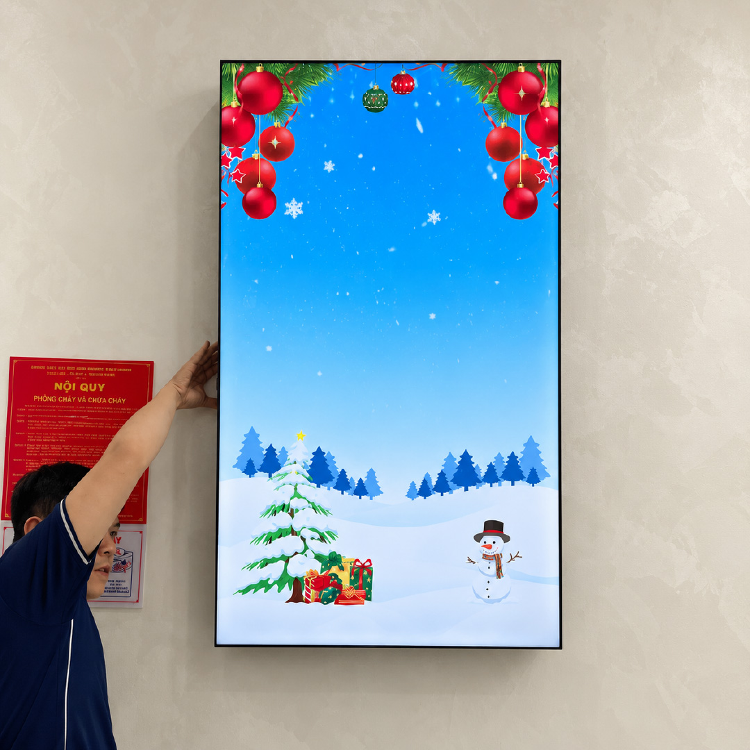 43-Inch Ultra-Slim Bezel Wall-Mounted Digital Signage Preview